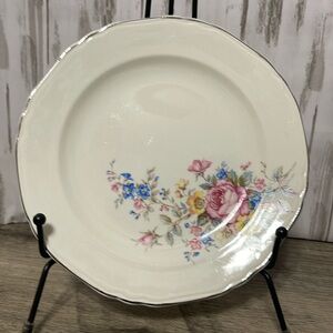 Vintage Crown Potteries Floral Small Plates CRP59 Lot‎ of 6